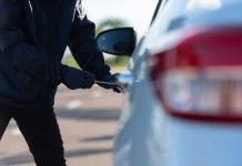 Išaugo automobilių vagystės: nusikaltėliai taikosi į „Toyota“ ir „Lexus“ markes