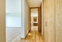 Šoktelėjęs EURIBOR didina būsto paskolų įmokas. Kaip tai paveiks namų ūkius ir būsto rinką? Šoktelėjęs EURIBOR didina būsto paskolų įmokas. Kaip tai paveiks namų ūkius ir būsto rinką?