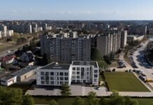 Šilainiuose dygsta du nauji daugiabučiai Šilainiuose dygsta du nauji daugiabučiai