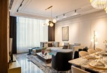 Kaip priderinti šviestuvus pagal svetainės dydį ir išplanavimą? Kaip priderinti šviestuvus pagal svetainės dydį ir išplanavimą?